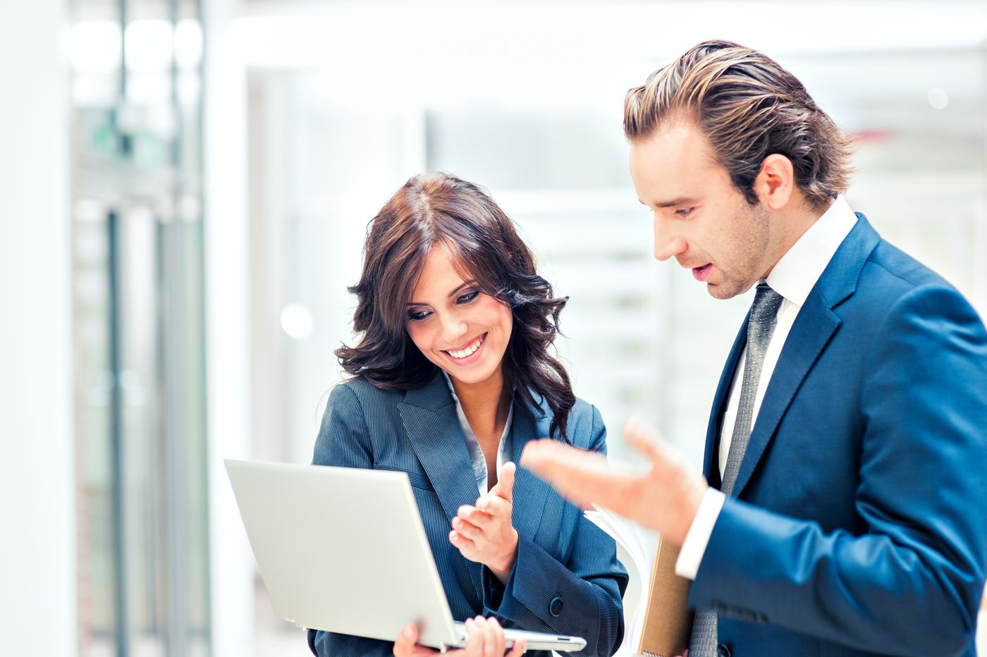 AI-driven digital readiness consulting for manufacturers
